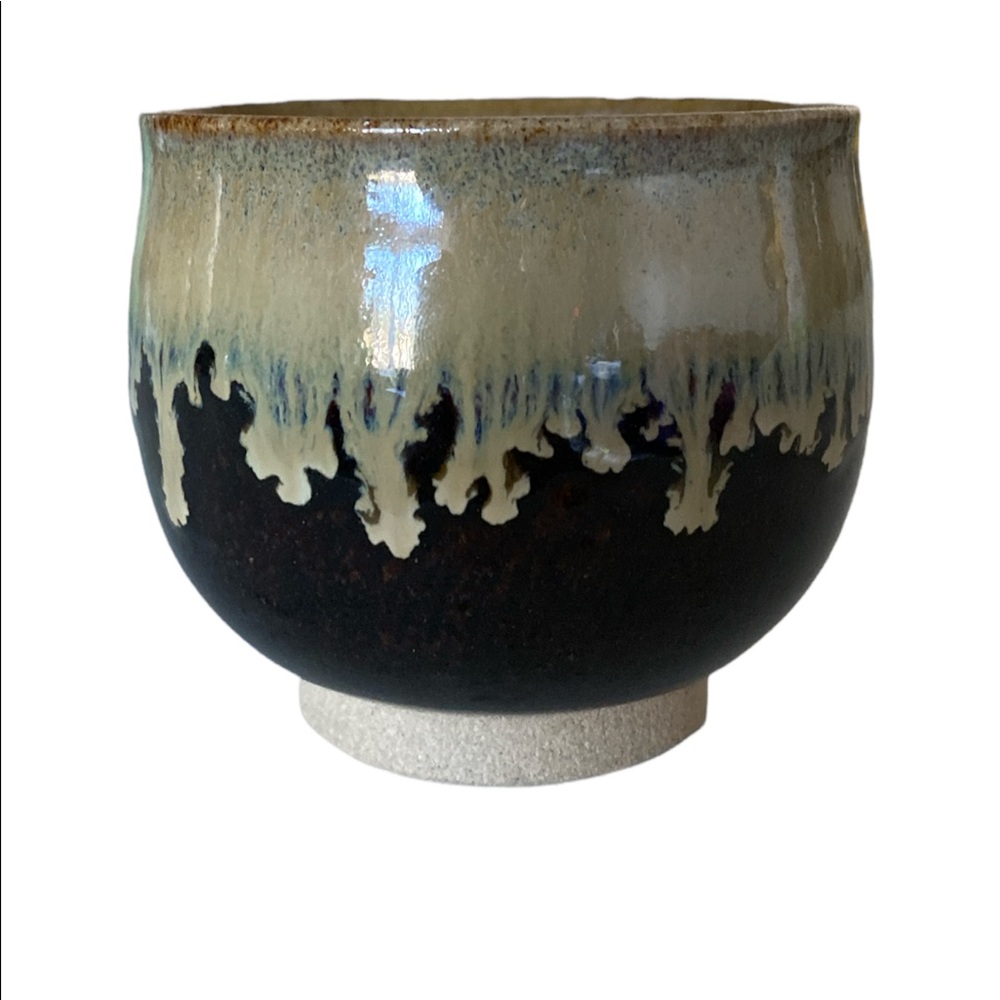 Small ceramics.